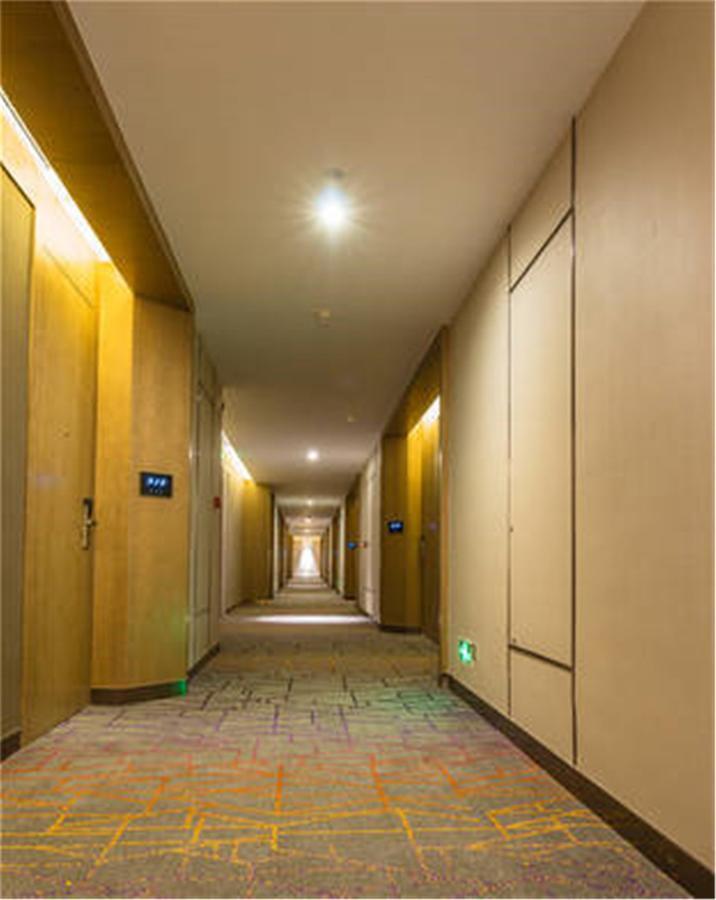 The Summit Hotel Zhongshan  Extérieur photo